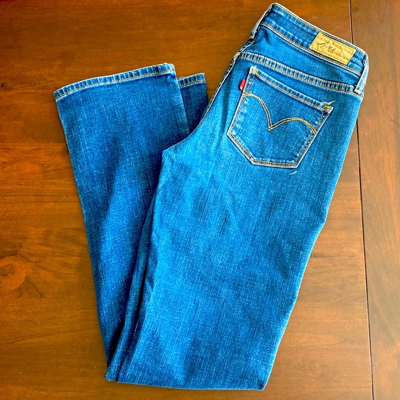 Levi’s Slight Curve Classic Straight Leg size 2 26 - Picture 1 of 6